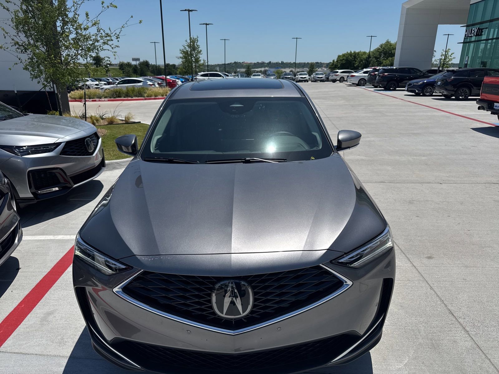 Used 2026 Acura MDX SH-AWD w/ Technology Package image 3