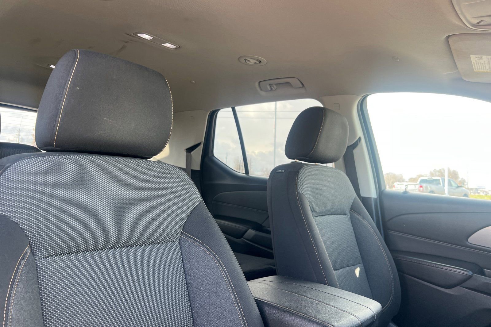 Used 2020 Chevrolet Traverse LS image 15