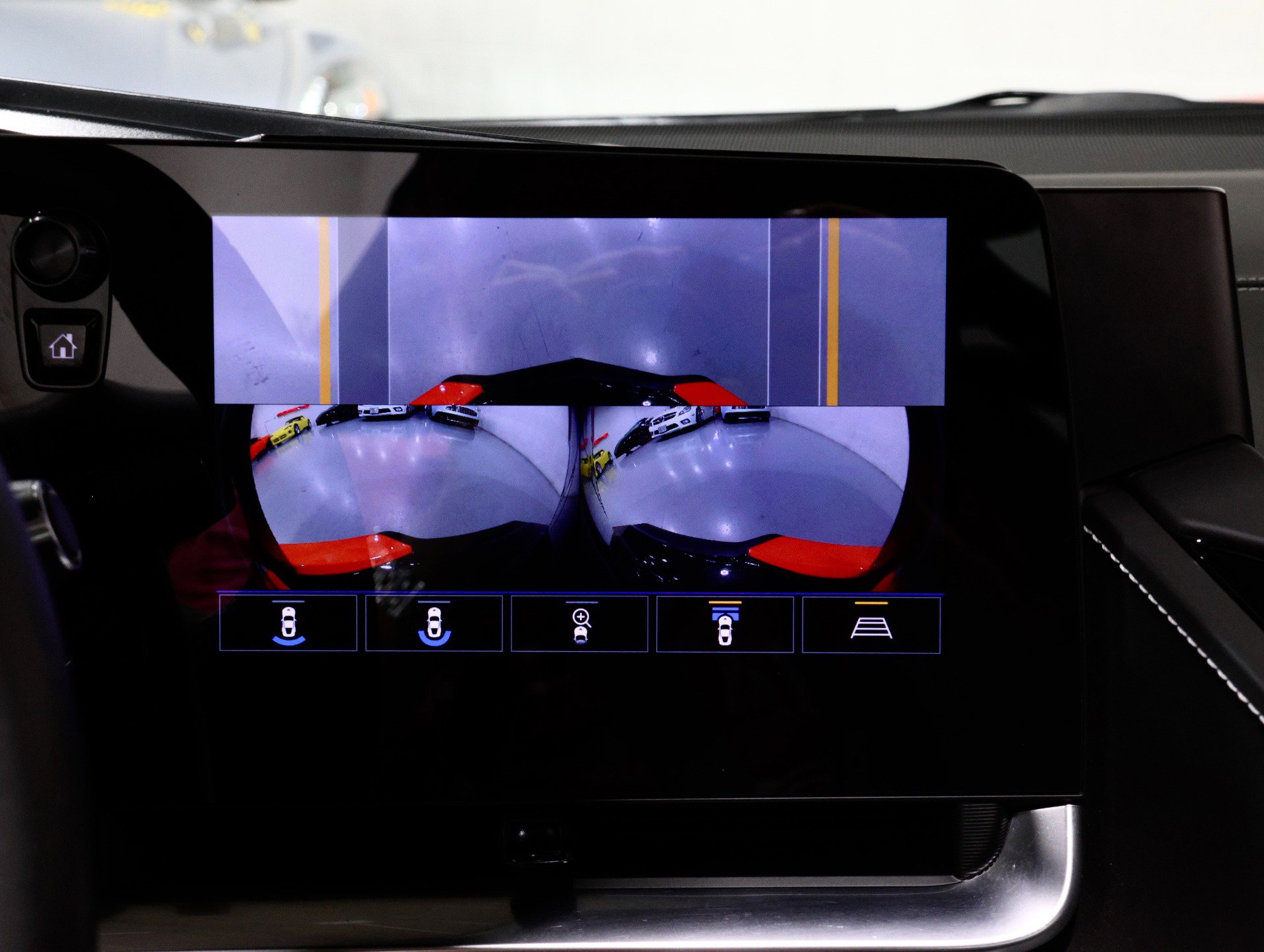 Used 2021 Chevrolet Corvette Stingray Premium Cpe w/ Z51 Performance Package image 70