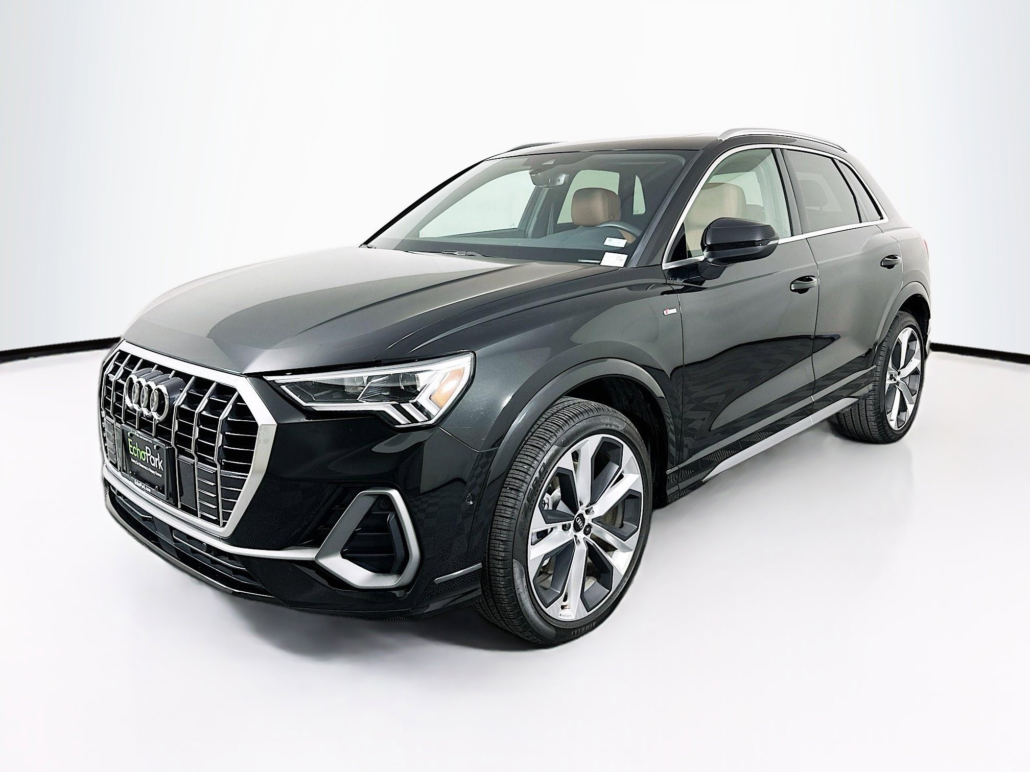 Used 2021 Audi Q3 2.0T Premium Plus image 3