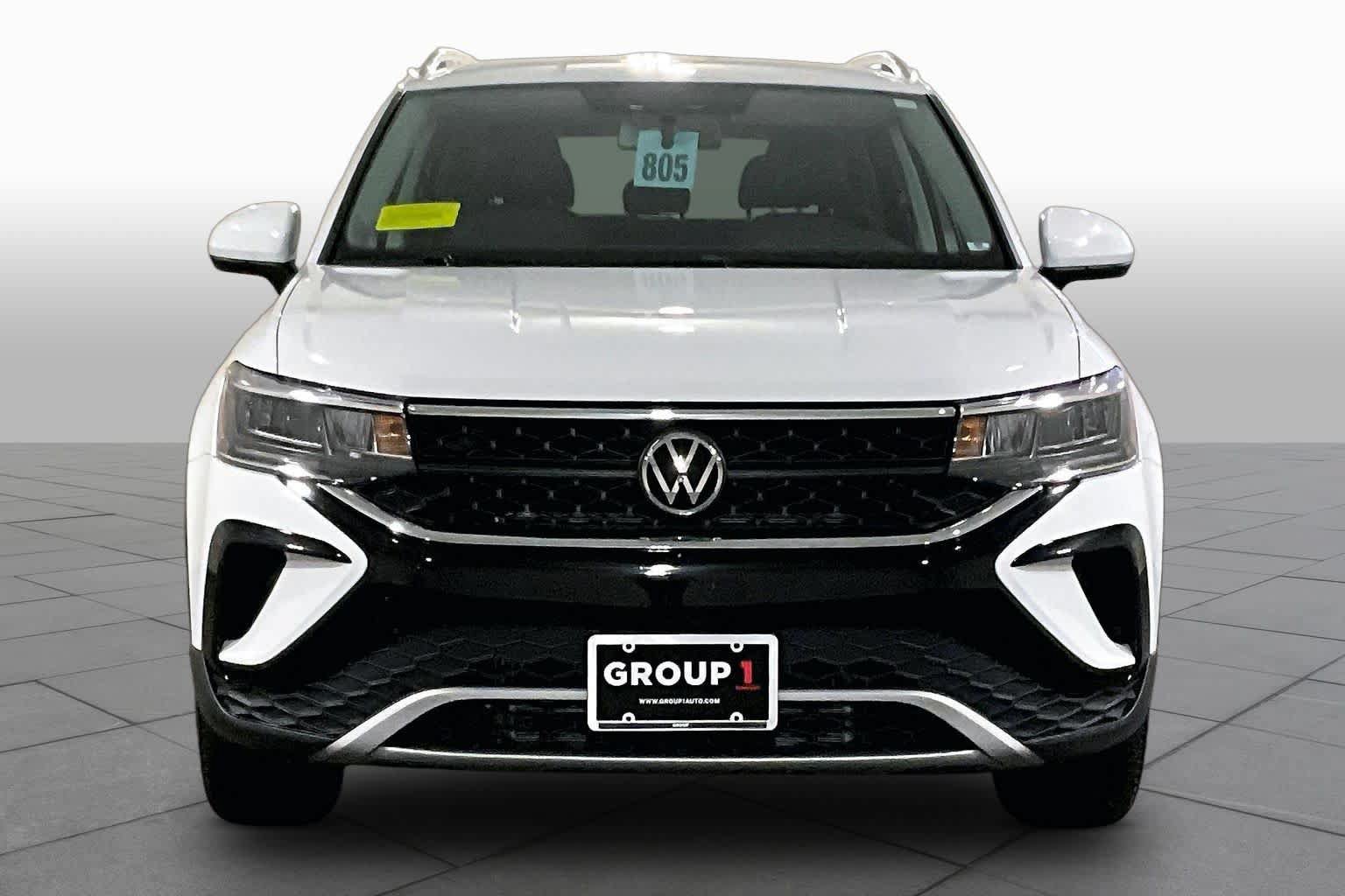 Used 2022 Volkswagen Taos SE AWD/4WD image 3
