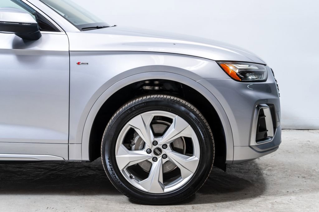 Used 2023 Audi Q5 2.0T Premium Plus w/ Premium Plus Package AWD/4WD image 12