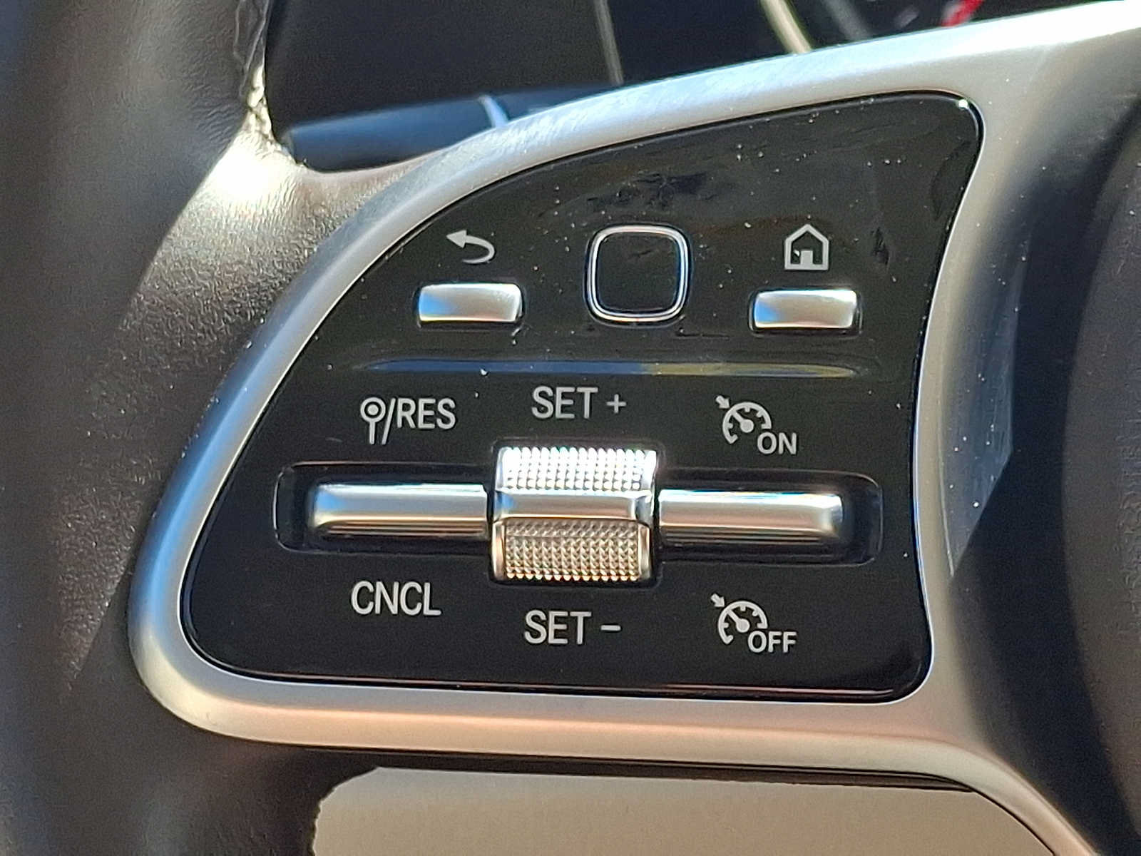 Used 2019 Mercedes-Benz E 450 4MATIC Cabriolet image 20