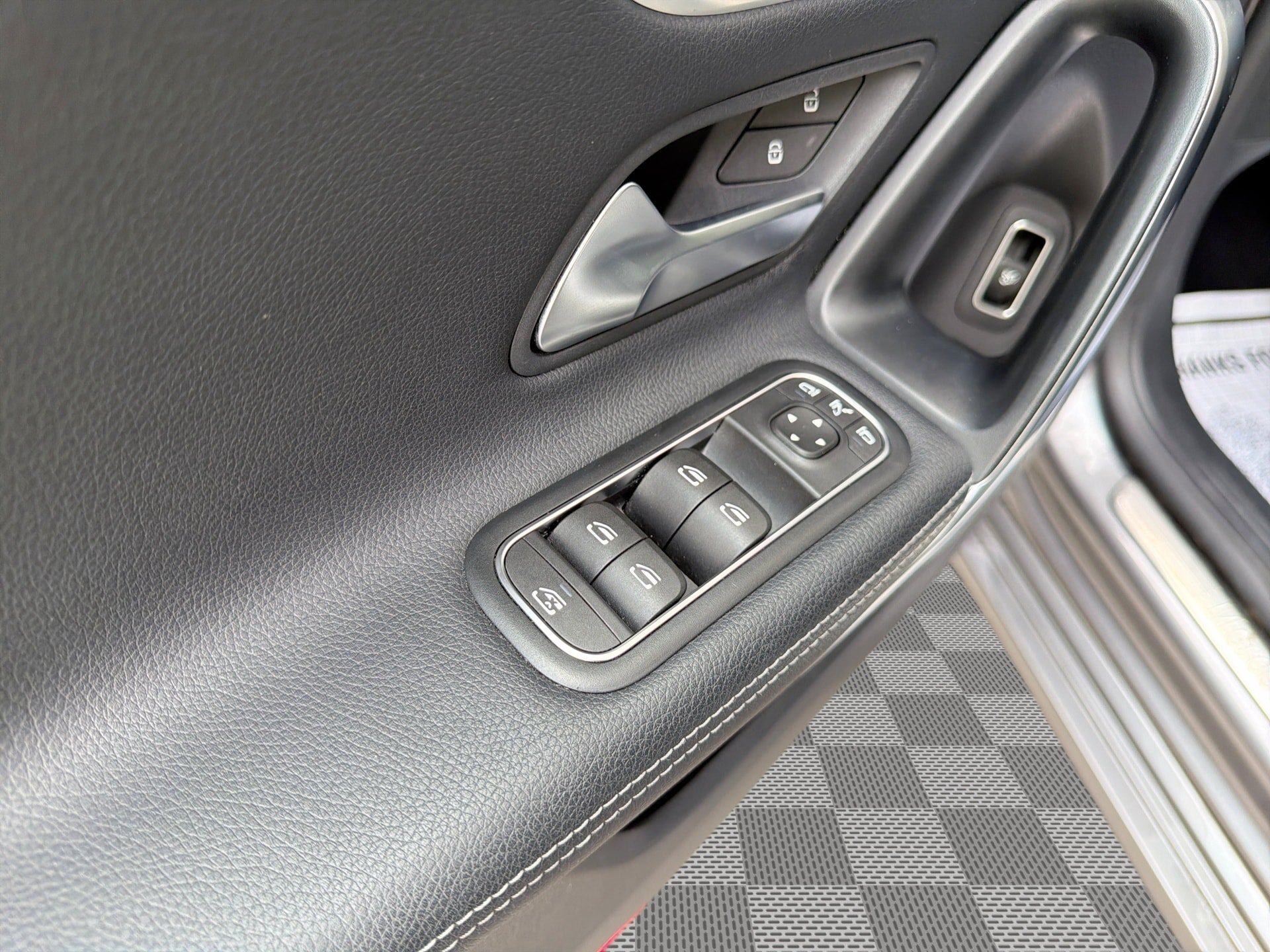 Used 2025 Mercedes-Benz CLA 250 4MATIC image 15