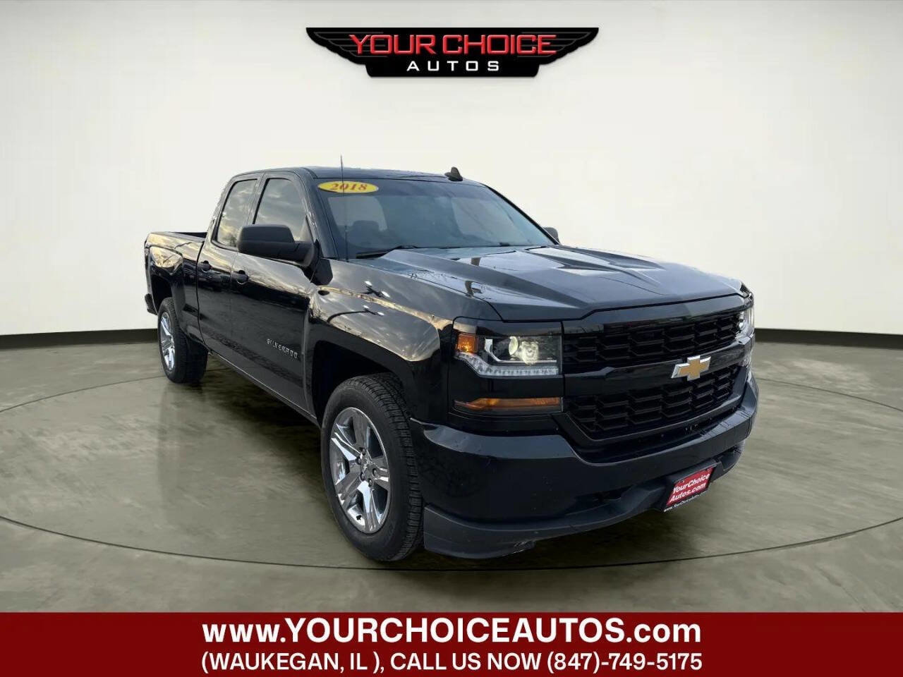 Used 2018 Chevrolet Silverado 1500 Custom w/ Custom Value Package AWD/4WD image 8