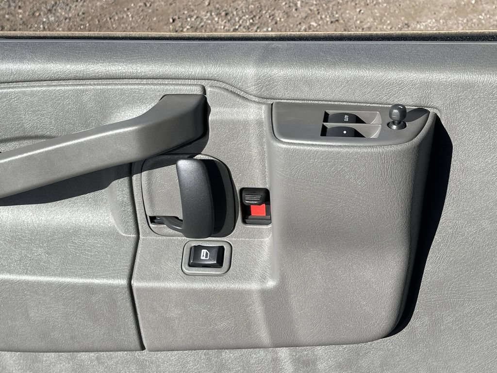 New 2025 GMC Savana 2500 Extended w/ Driver Convenience Package RWD image 23