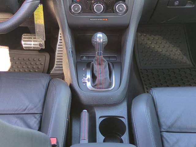 Used 2014 Volkswagen GTI Driver's Edition image 19