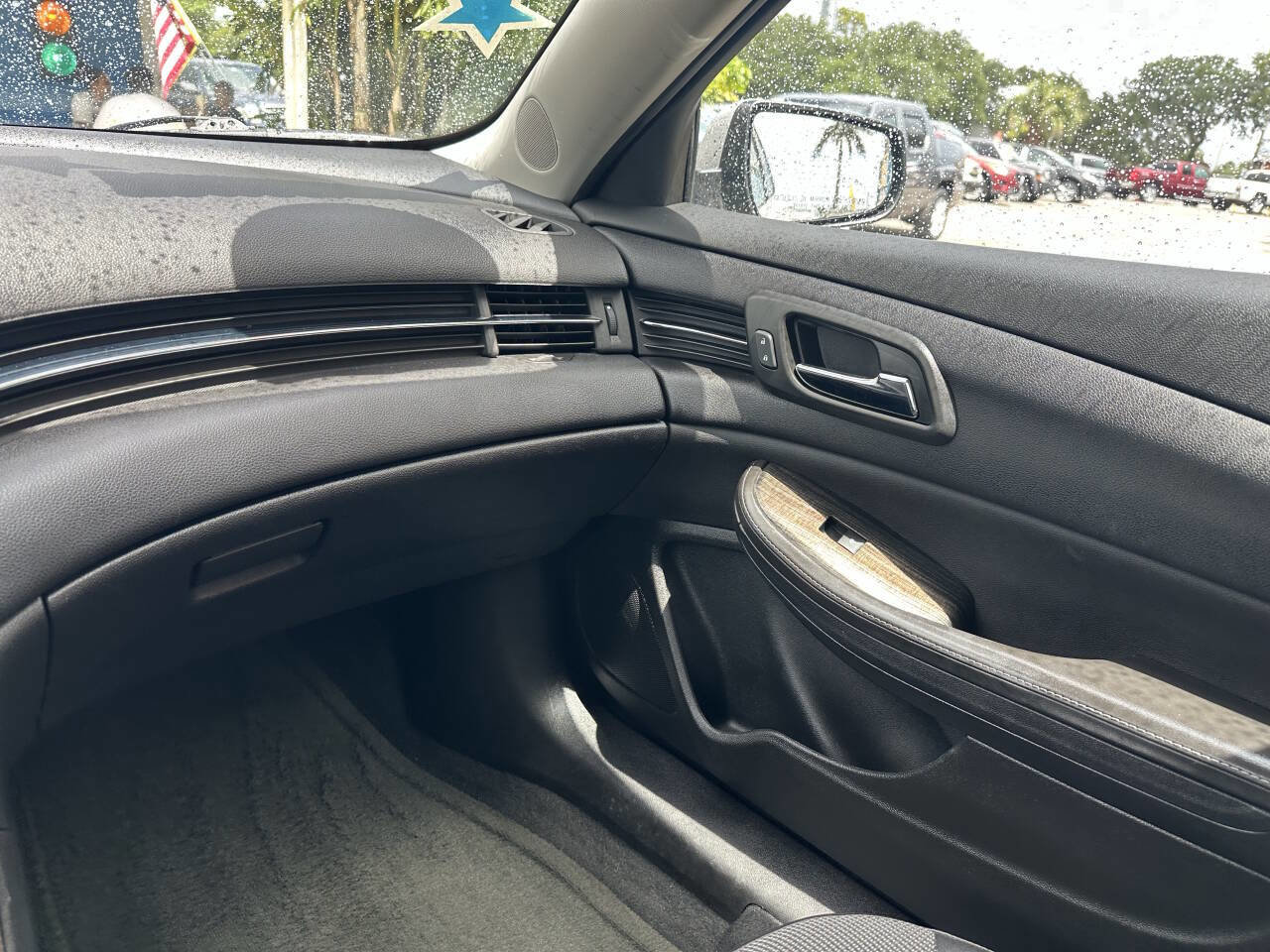 Used 2015 Chevrolet Malibu LT w/ Power Convenience Package image 17