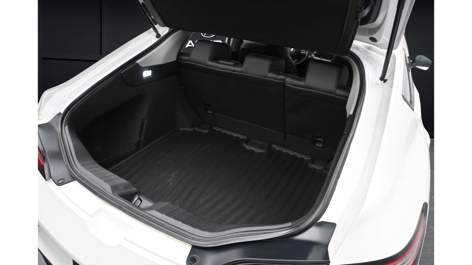 Certified 2025 Acura Integra FWD image 17