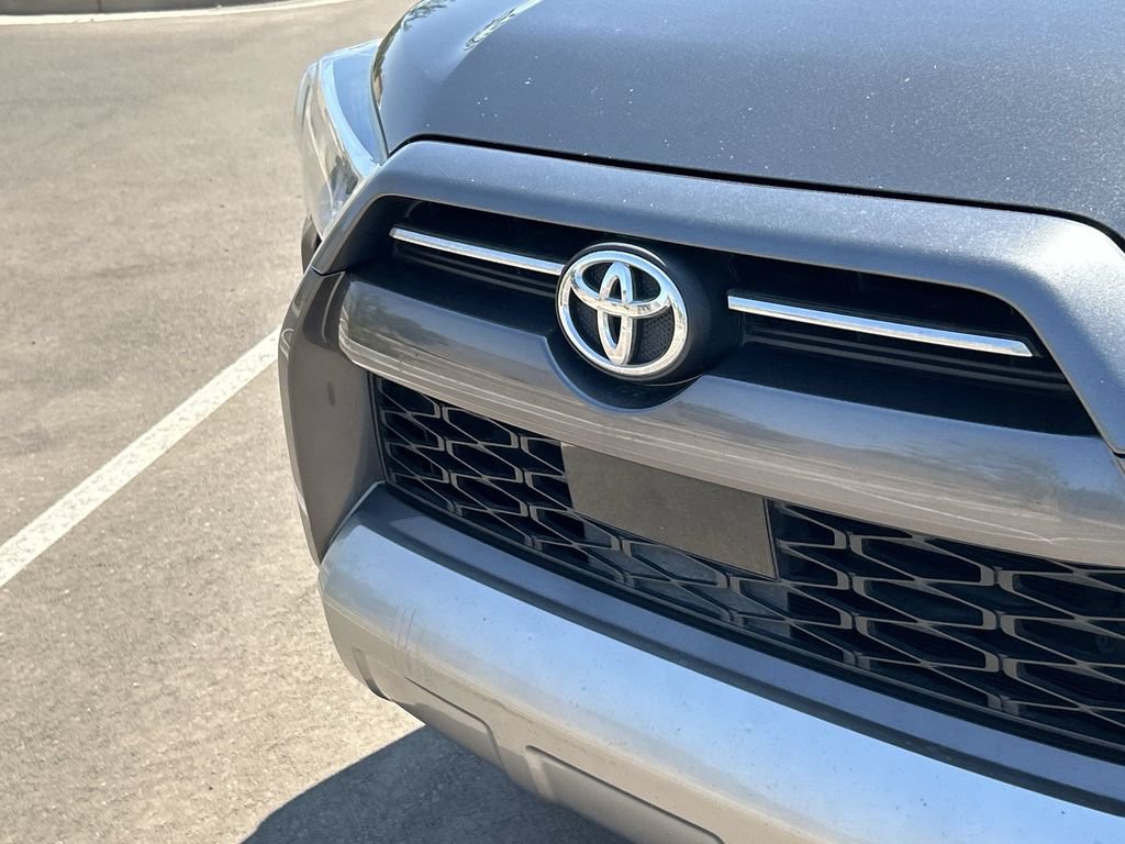 Used 2020 Toyota 4Runner TRD Off-Road Premium w/ Moonroof Package AWD/4WD image 32