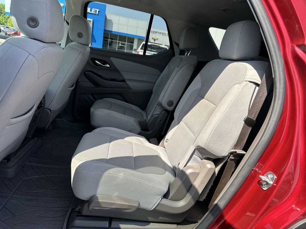 Used 2021 Chevrolet Traverse LT FWD image 27