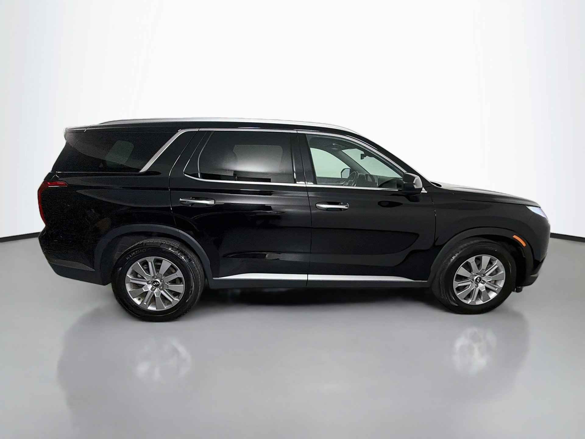 Used 2025 Hyundai Palisade SEL FWD image 4