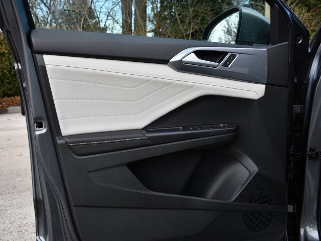 New 2026 Volkswagen Taos SEL AWD/4WD image 10