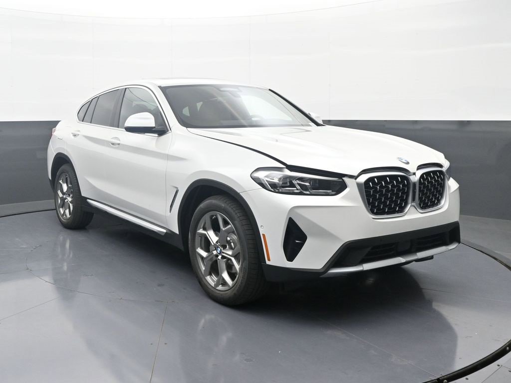 New 2025 BMW X4 xDrive30i w/ Premium Package image 3