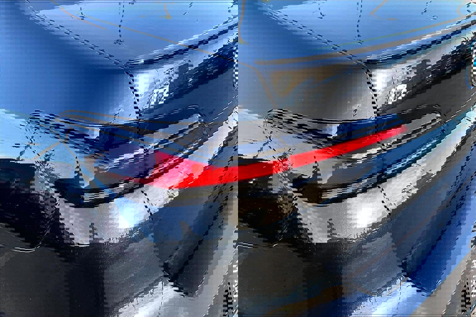 Used 2025 BMW i7 xDrive60 w/ Executive Package image 26