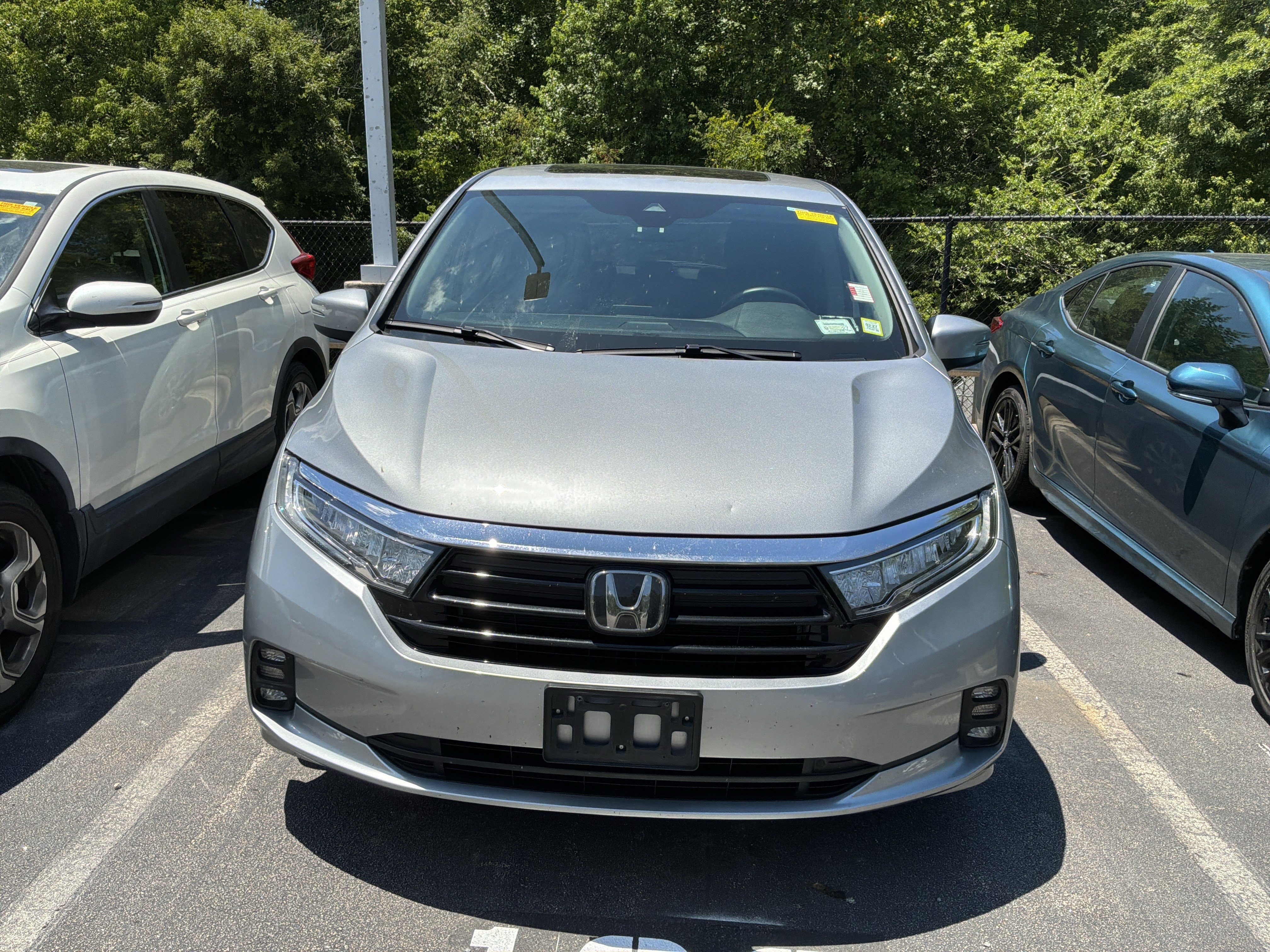 Used 2024 Honda Odyssey EX-L image 2