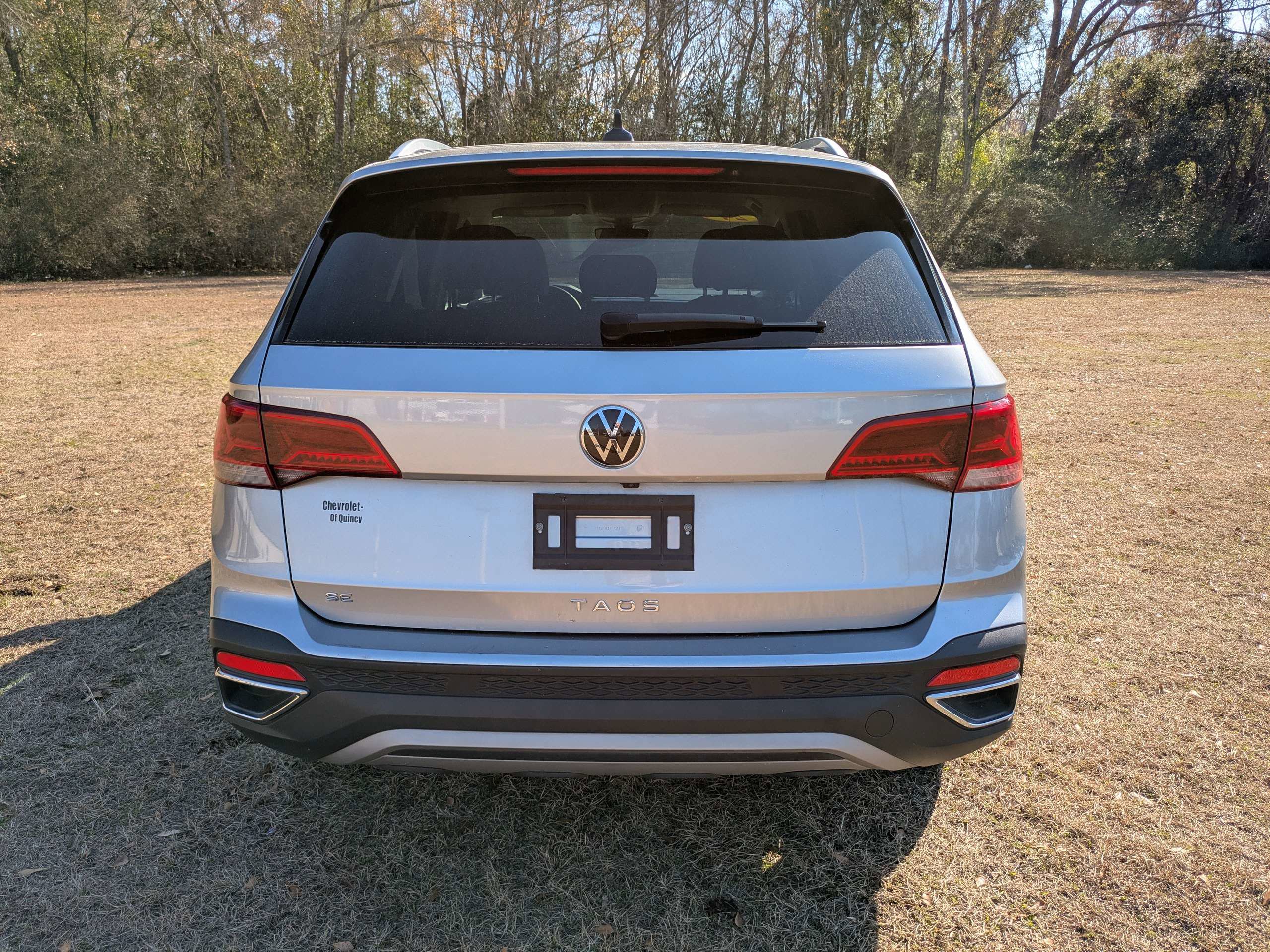 Used 2024 Volkswagen Taos SE image 5