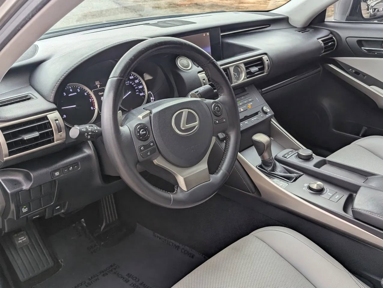 Used 2015 Lexus IS 250 image 18
