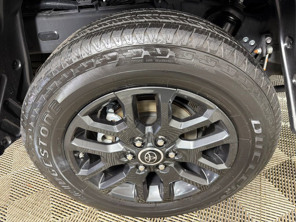 Used 2025 Toyota Tundra SR5 AWD/4WD image 17