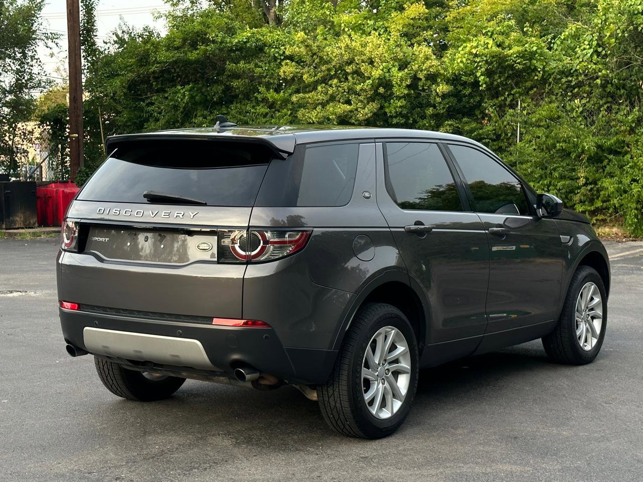 Used 2016 Land Rover Discovery Sport HSE AWD/4WD image 10
