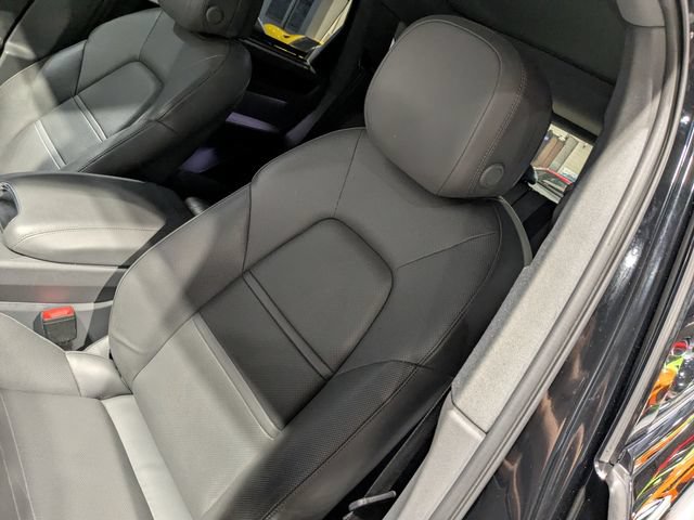 Used 2019 Porsche Cayenne AWD/4WD image 26