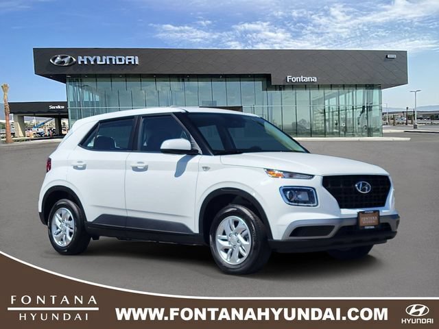 New 2026 Hyundai Venue SE