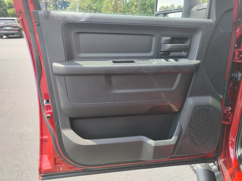 New 2026 RAM 2500 Tradesman AWD/4WD image 19