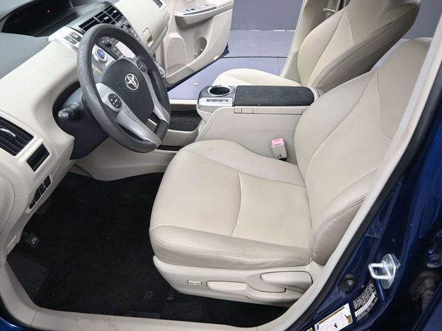 Used 2012 Toyota Prius V Five image 11