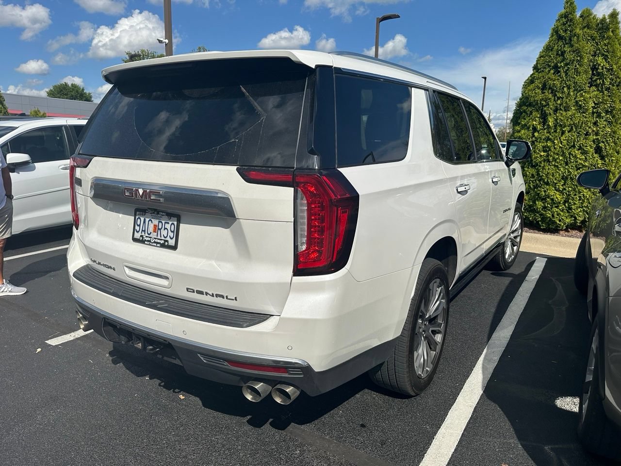 Used 2022 GMC Yukon Denali AWD/4WD image 6