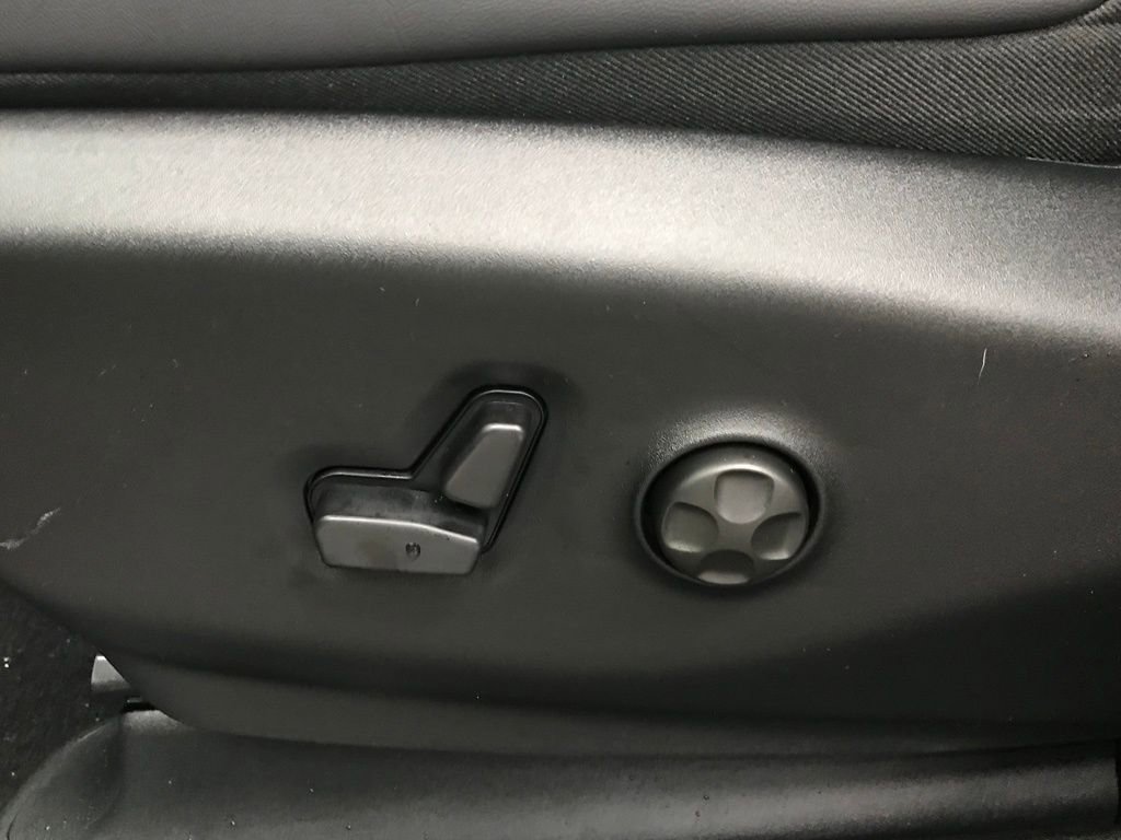 New 2026 Chrysler Pacifica Select w/ S Appearance Package image 13