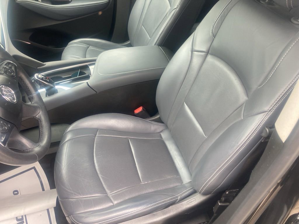 Certified 2018 Buick Enclave Premium w/ Experience Buick Package image 22