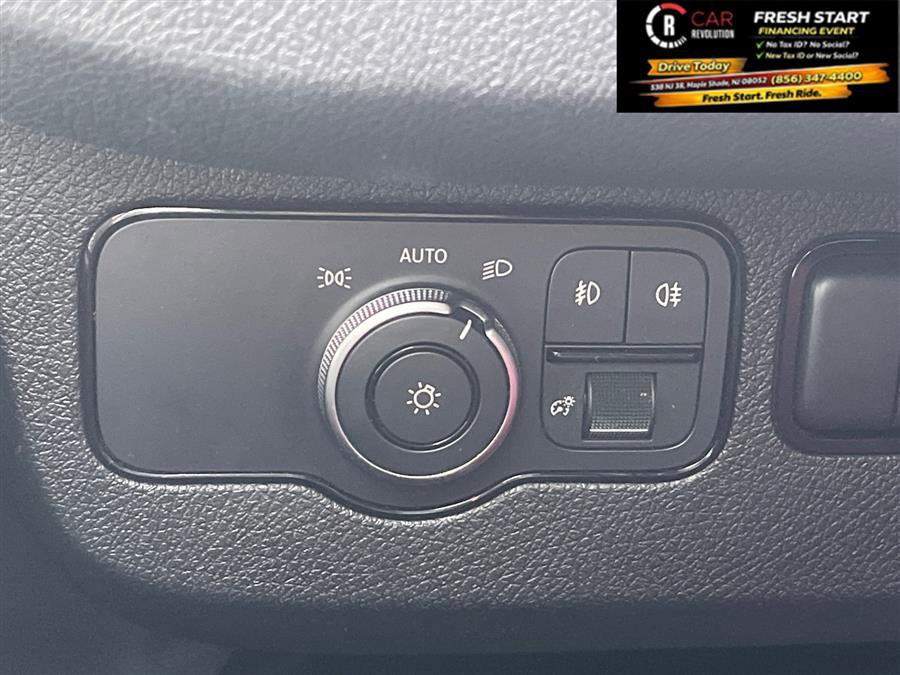 Used 2020 Mercedes-Benz Sprinter 4500 w/ Premium Plus Package image 30