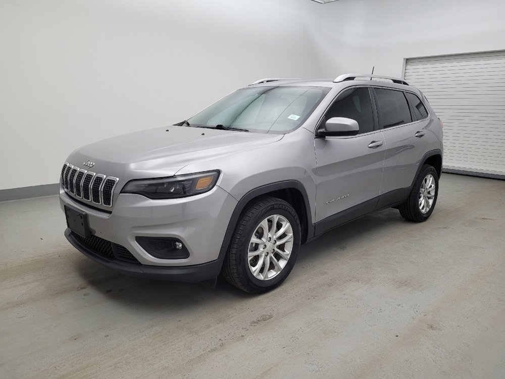 Used 2019 Jeep Cherokee Latitude w/ Popular Appearance Group image 2