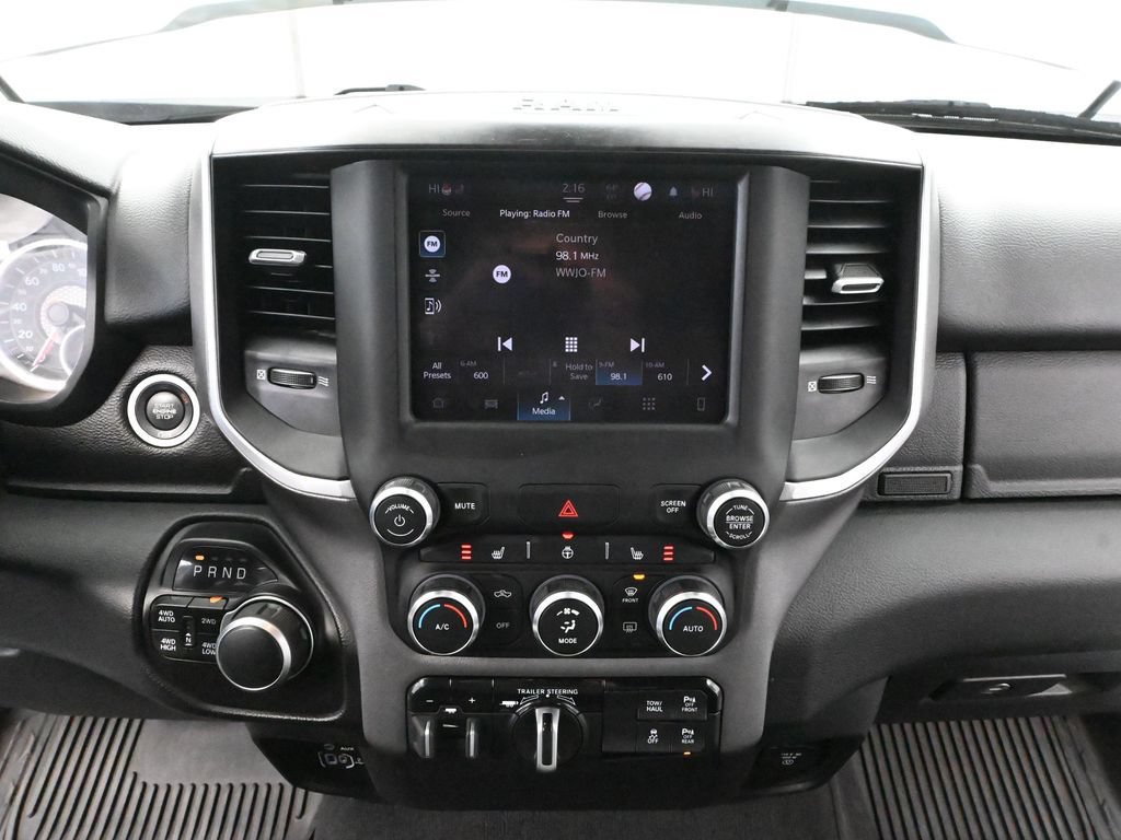 Used 2022 RAM 1500 Big Horn AWD/4WD image 37
