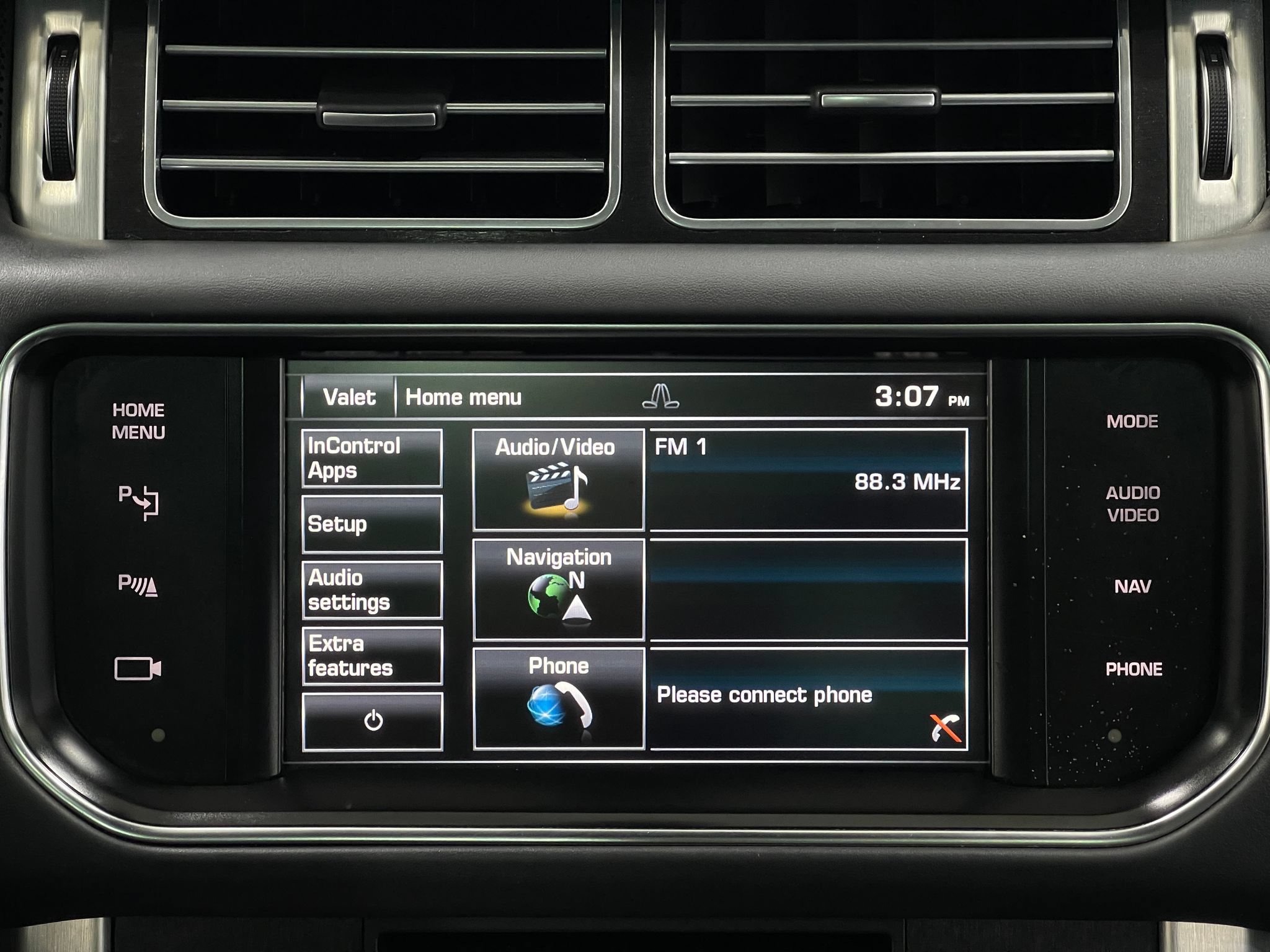 Used 2015 Land Rover Range Rover Supercharged AWD/4WD image 23