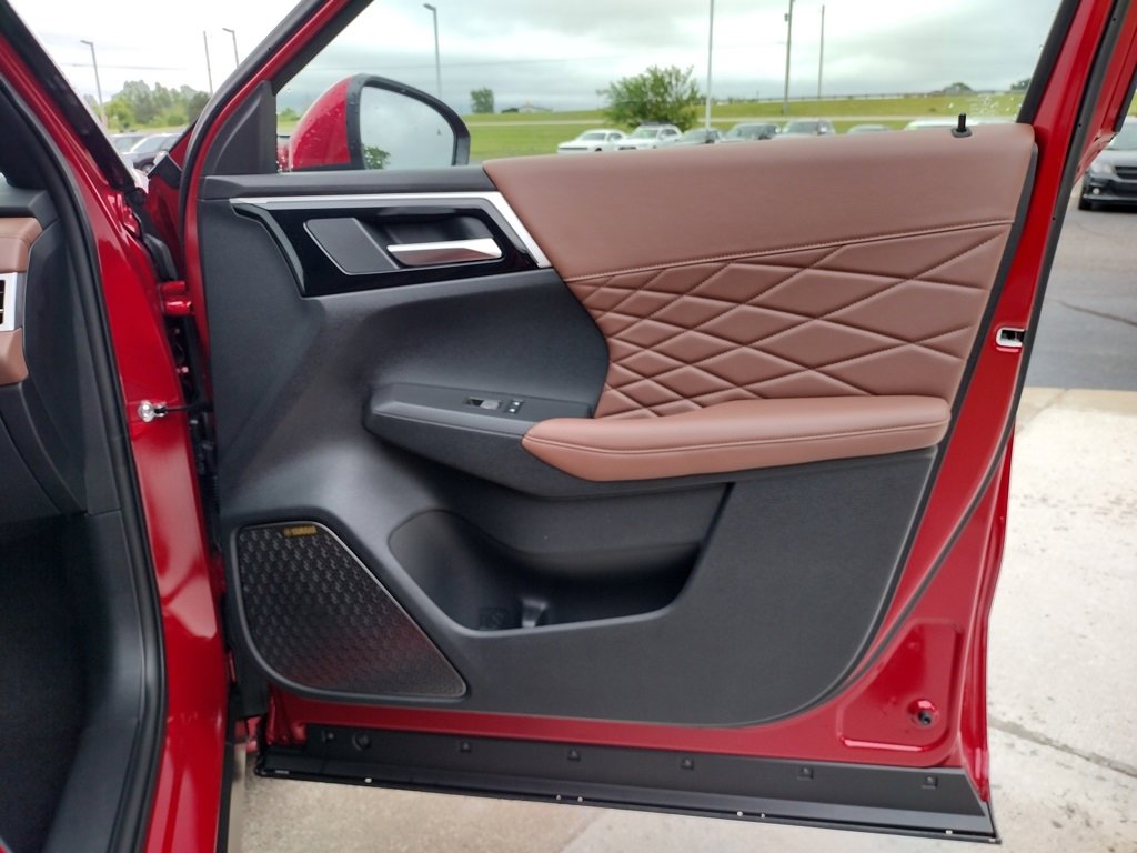 New 2025 Mitsubishi Outlander SEL image 32