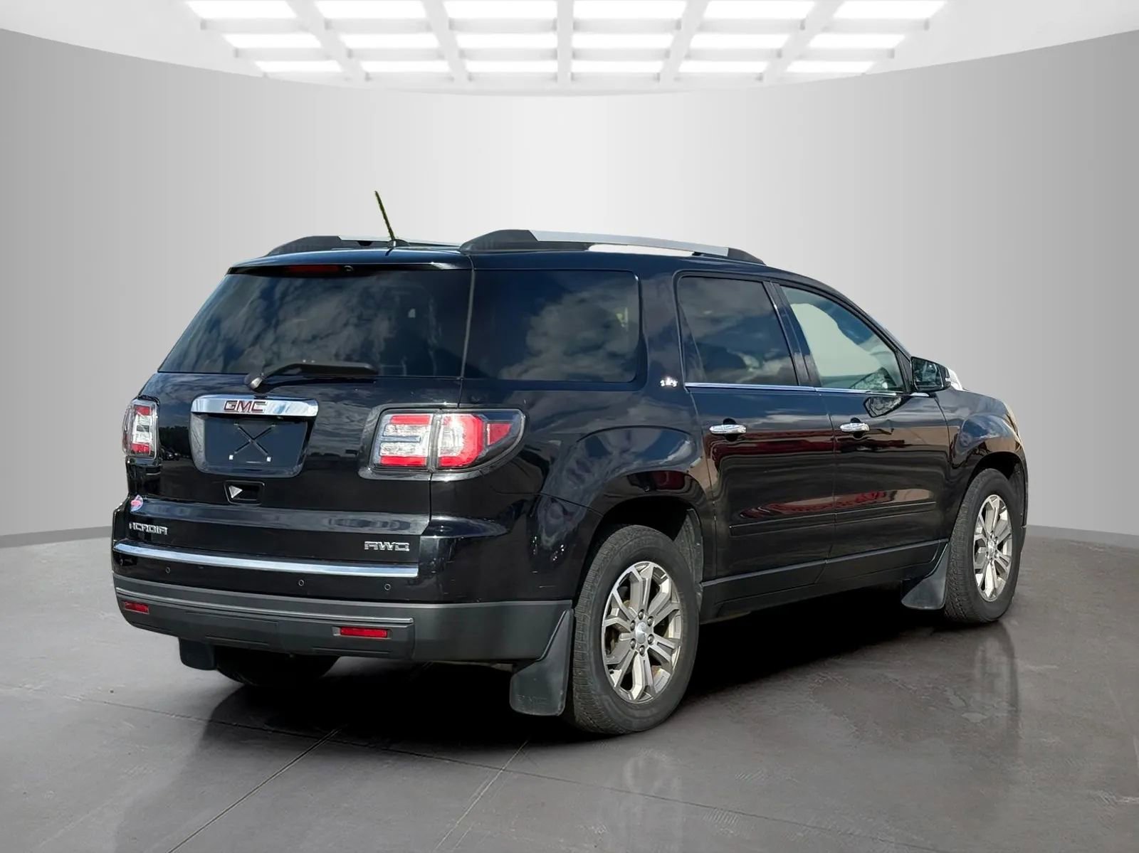 Used 2015 GMC Acadia SLT image 5