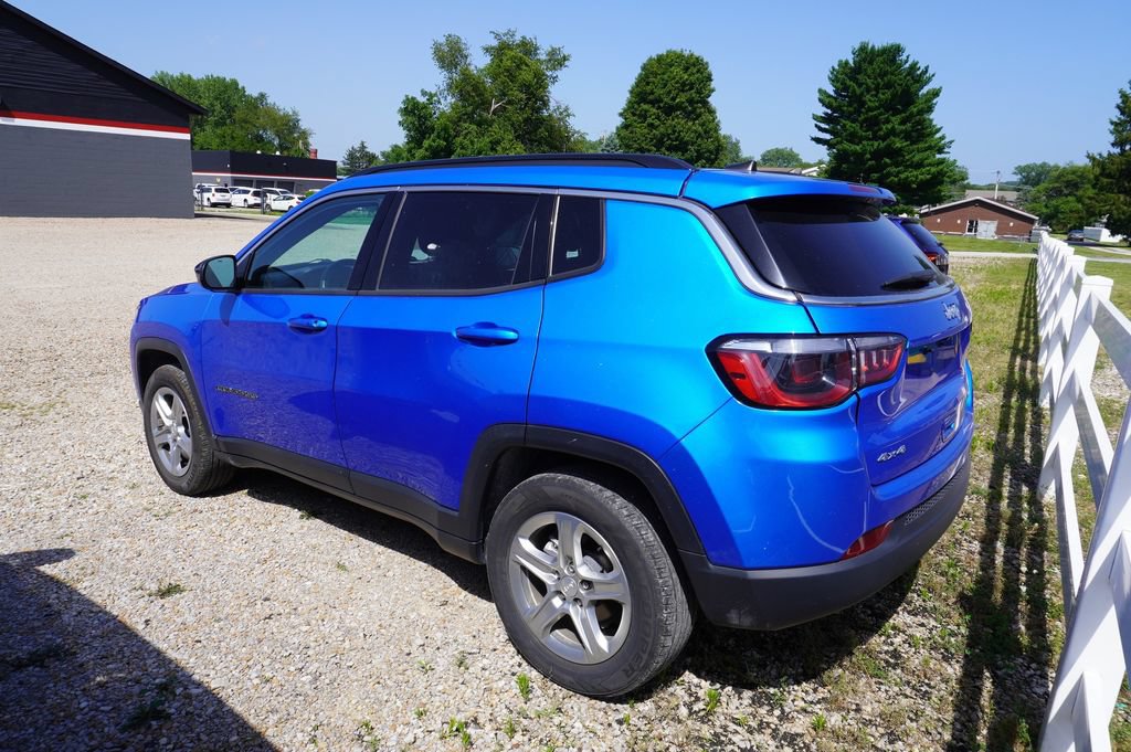 Used 2024 Jeep Compass Latitude AWD/4WD image 5