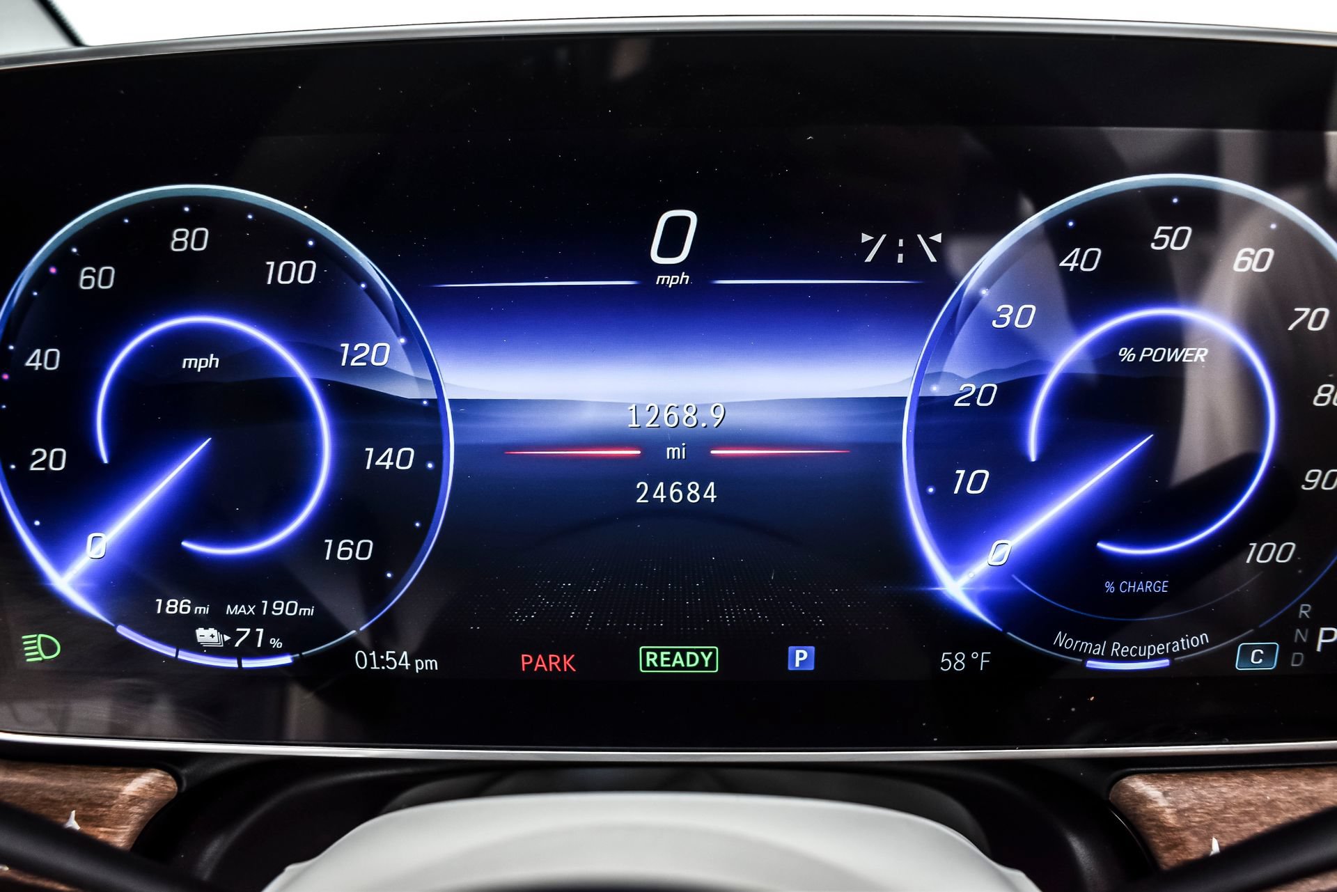 Used 2023 Mercedes-Benz EQE 500 4MATIC SUV image 16