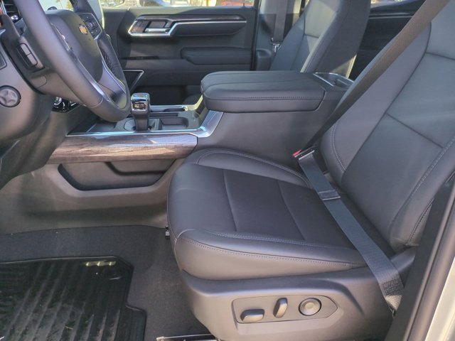 New 2026 Chevrolet Silverado 1500 LTZ w/ Technology Package image 20