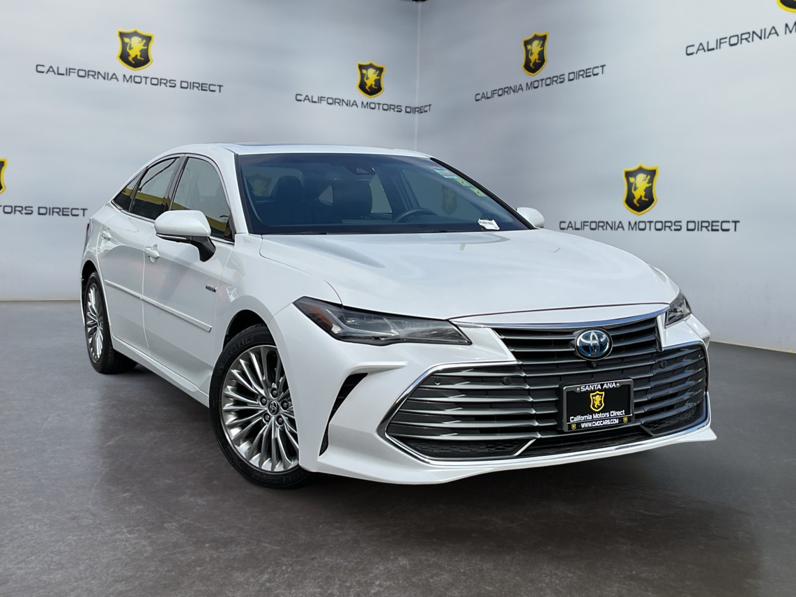 Used 2021 Toyota Avalon Limited w/ Advanced Safety Package FWD image 3