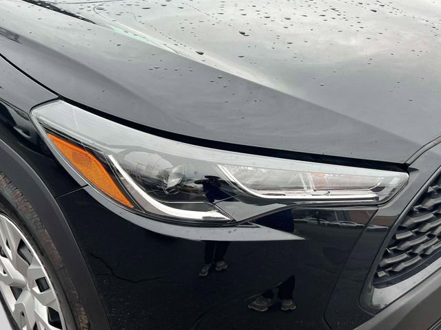 Used 2024 Toyota Corolla Cross L image 12
