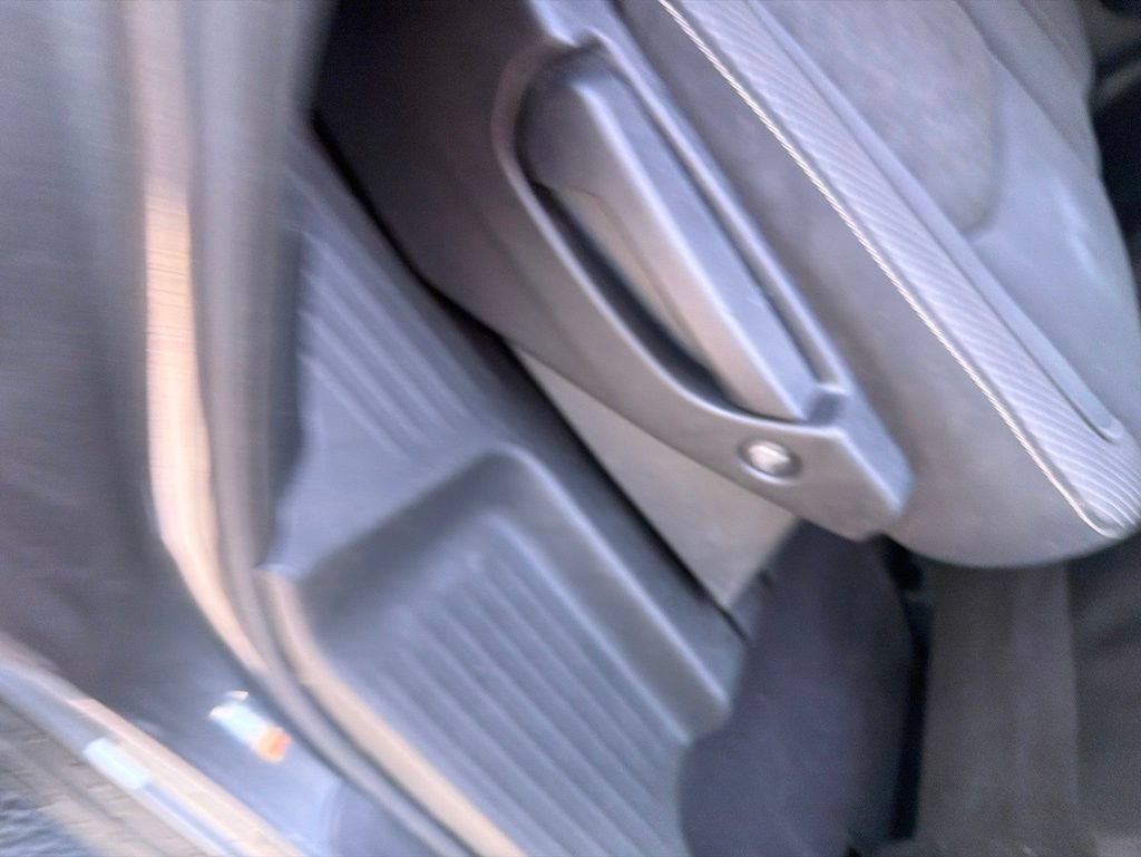 Used 2023 Nissan Pathfinder SV AWD/4WD image 8