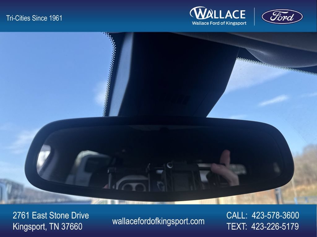 Used 2020 GMC Terrain SLE w/ Elevation Edition FWD image 29