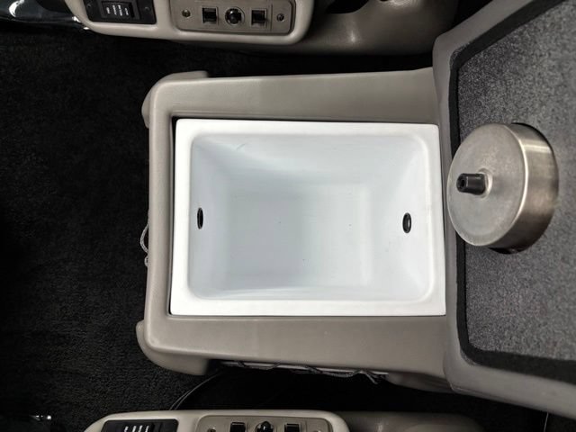 Used 2021 Chevrolet Express 2500 LS w/ Enhanced Convenience Package RWD image 36