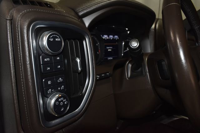 Used 2023 GMC Sierra 3500 Denali w/ Denali Ultimate Package AWD/4WD image 30