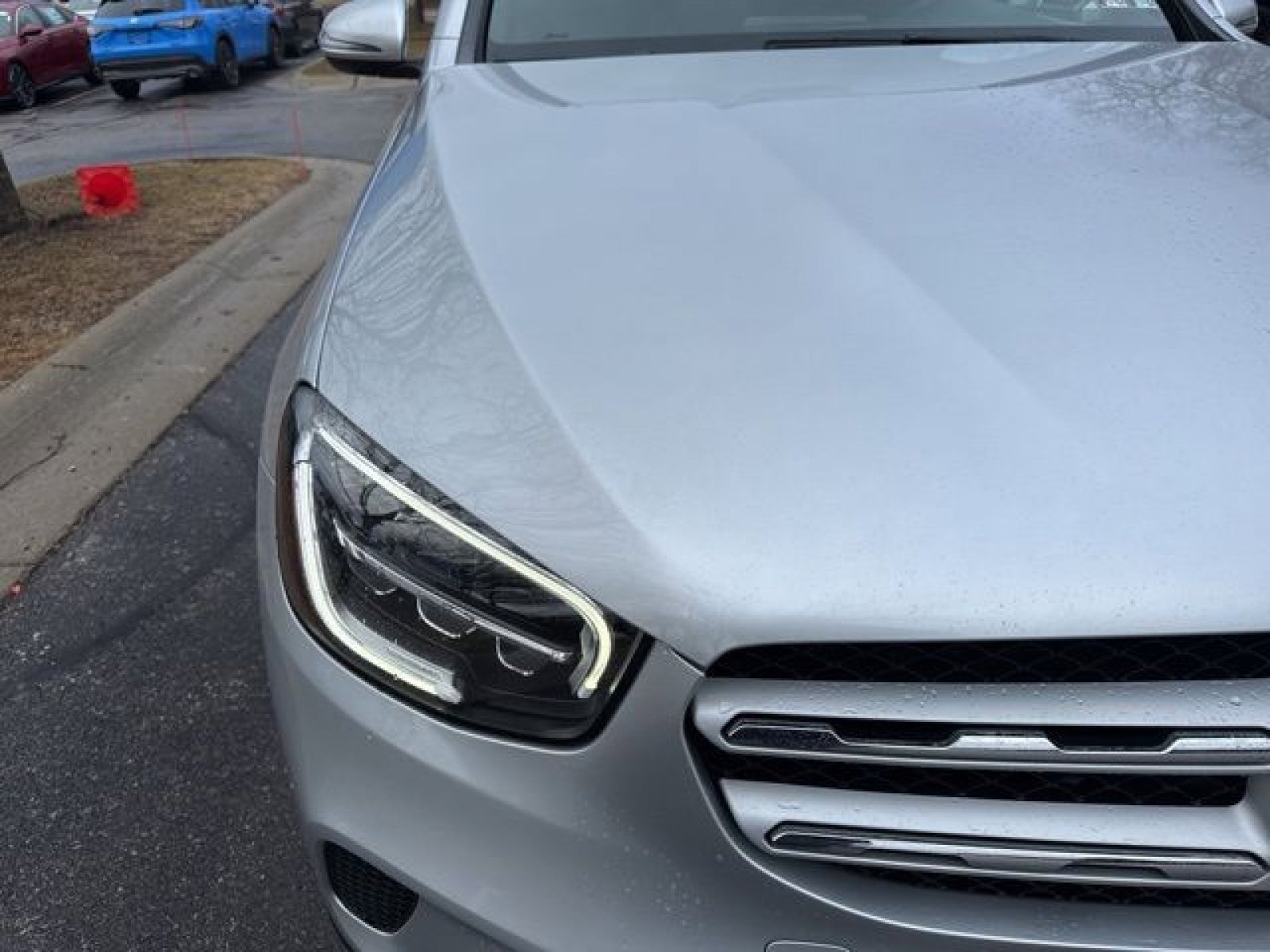 Used 2020 Mercedes-Benz GLC 300 4MATIC image 3
