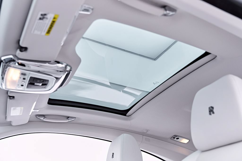 Used 2014 Rolls-Royce Wraith RWD image 54