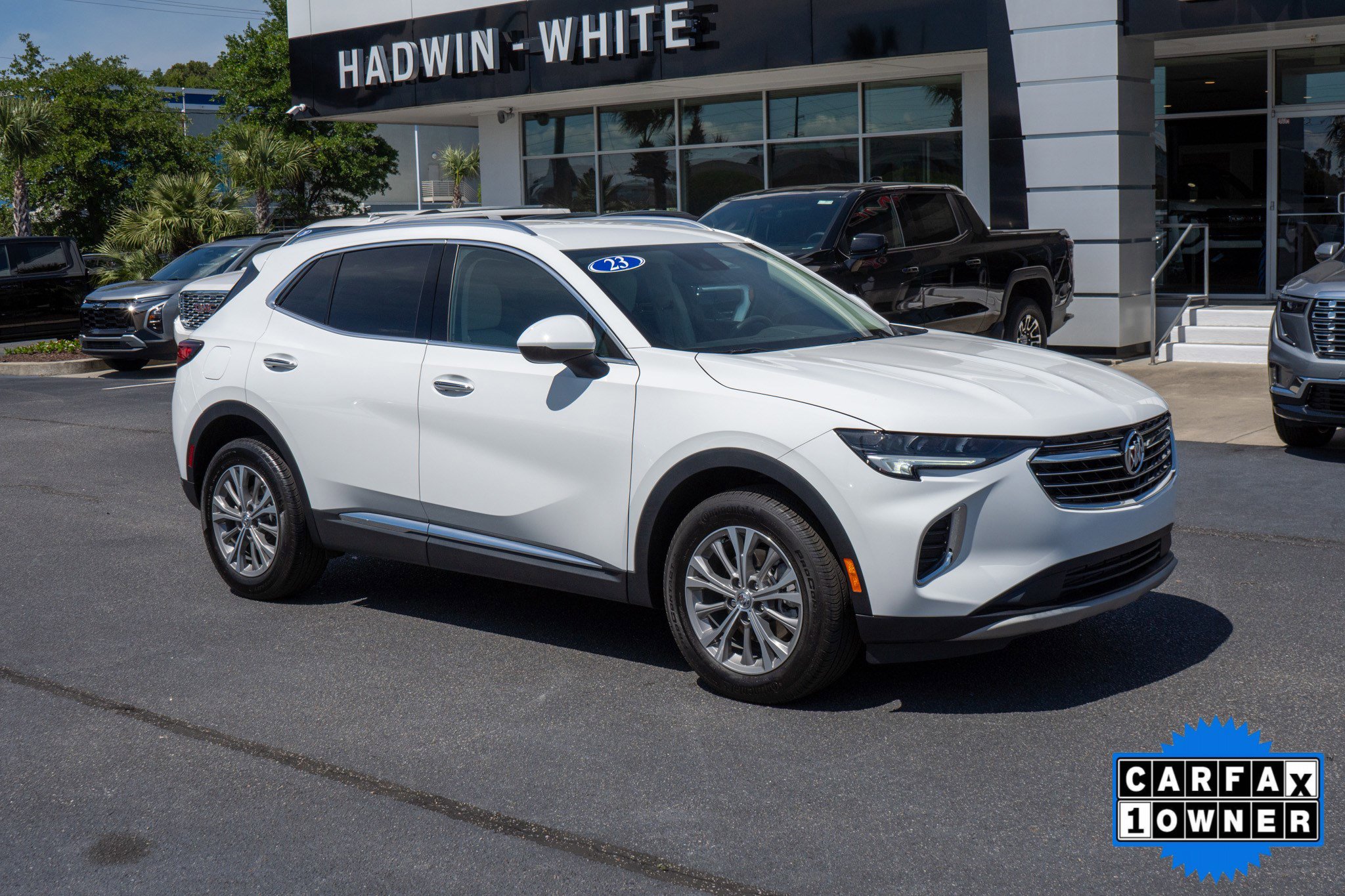Certified 2023 Buick Envision Preferred FWD image 1
