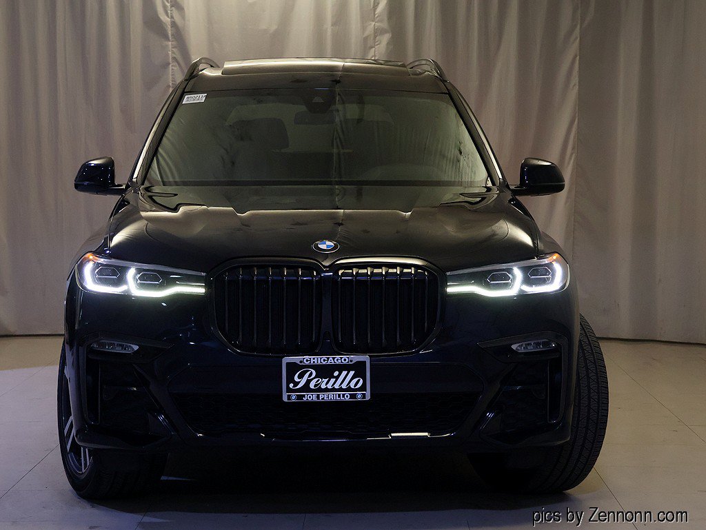 Used 2021 BMW X7 xDrive40i w/ M Sport Package AWD/4WD image 5
